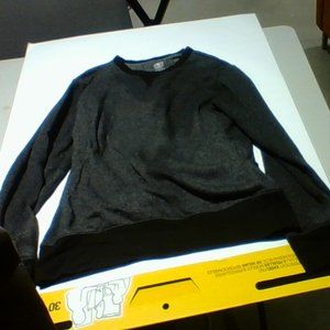 Youth xxl Athletic sweater